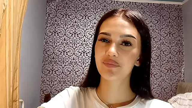 Snapshot of AuraJefcoat chatting on 09-18-25, 04:21 AuraJefcoat online show from 09-18-25, 04:21