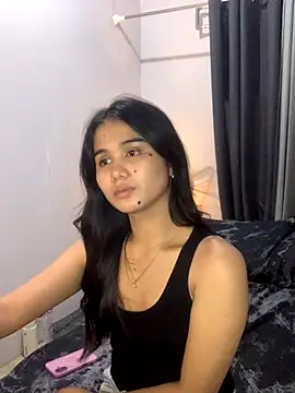 Snapshot of AngelHille chatting on 11-16-25, 10:13 AngelHille online show from 11-16-25, 10:13