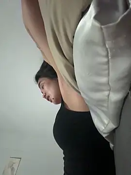 Snapshot of AngelHille chatting on 10-12-25, 03:57 AngelHille online show from 10-12-25, 03:57