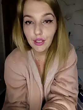 Sakura 2000 online show from 03-04-26, 12:18