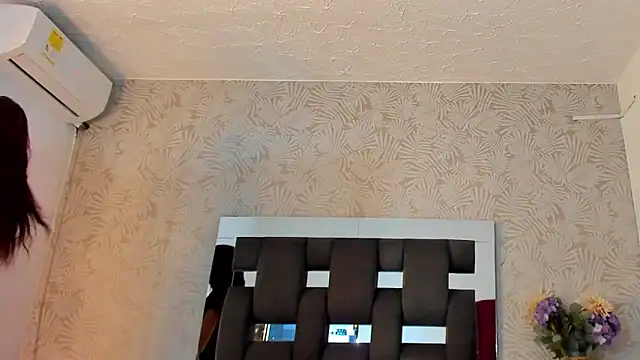 MissDiabla  online show from 11-04-25, 06:01