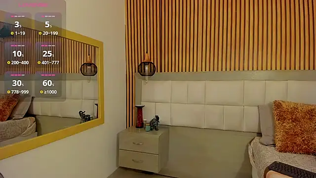 Snapshot of Roseaurora chatting on 10-15-25, 12:24 Roseaurora online show from 10-15-25, 12:24