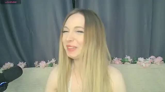 BabbbyFoxxx online show from 10-29-25, 01:37