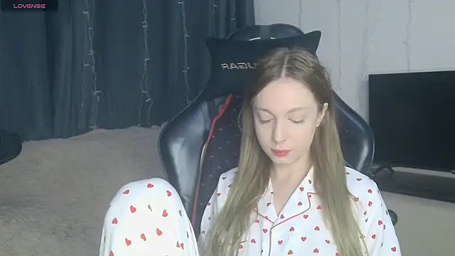 BabbbyFoxxx online show from 03-24-26, 07:03