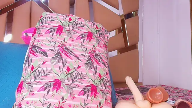 sweegirl69 online show from 09-14-25, 11:54