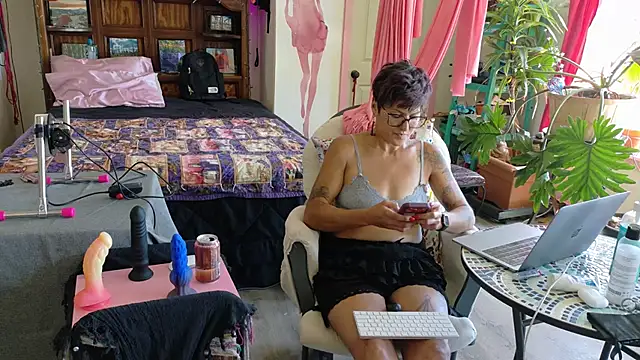 kinkycanner online show from 05-31-26, 09:15