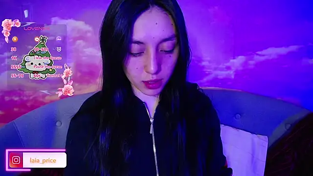 Laia and Damian online show from 12-15-25, 07:31