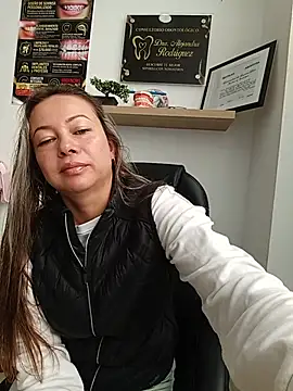 Madisson-04  online show from 07-13-26, 12:59