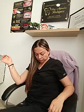 Madisson-04  online show from 06-25-26, 03:06