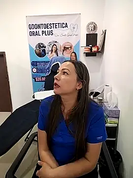 Madisson-04  online show from 11-13-25, 06:34