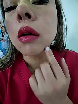 Madisson-04  online show from 11-18-25, 03:15