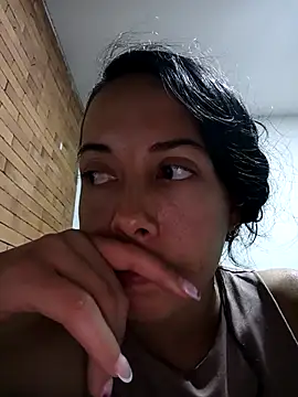 MiaForever1 online show from 04-06-26, 11:50