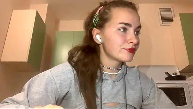 BunnyTiedeman online show from 10-29-25, 05:45