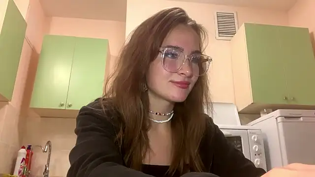 Snapshot of BunnyTiedeman chatting on 10-02-25, 04:21 BunnyTiedeman online show from 10-02-25, 04:21