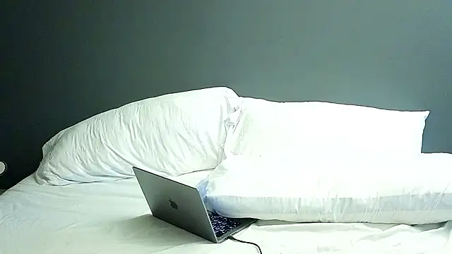 maskedboy1 online show from 11-05-25, 10:35