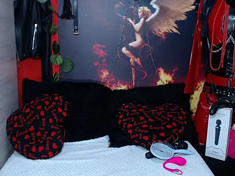 Evadiryxxx online show from 03-16-26, 08:22