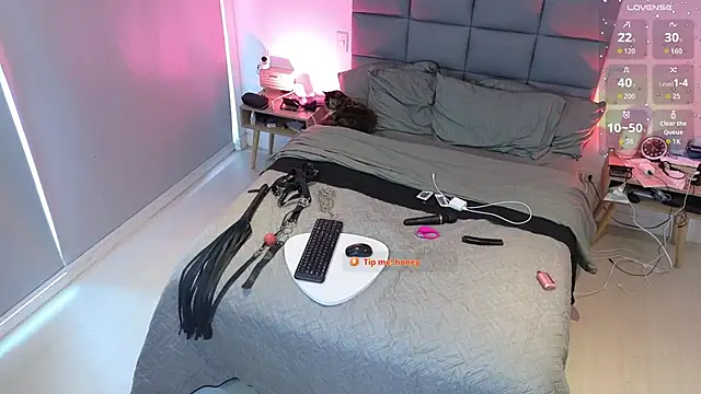 Snapshot of novafet chatting on 02-22-26, 08:54 novafet online show from 02-22-26, 08:54