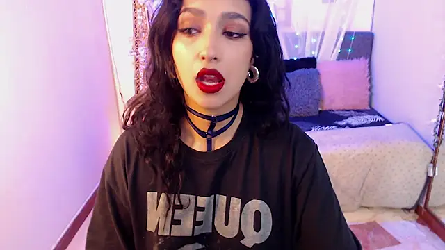 Snapshot of Cleofox_ chatting on 09-19-25, 10:47 Cleofox online show from 09-19-25, 10:47