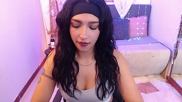 Snapshot of Cleofox_ chatting on 10-06-25, 11:38 Cleofox online show from 10-06-25, 11:38