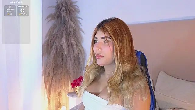 dahiana marin online show from 11-24-25, 08:31