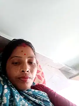 Snapshot of Sharma_pooja chatting on 09-19-25, 06:28 Sharma pooja online show from 09-19-25, 06:28