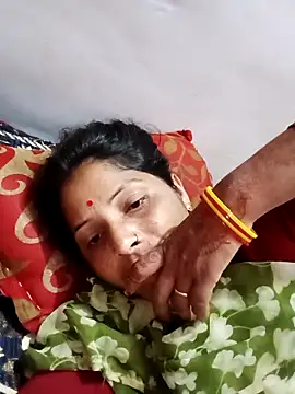 Snapshot of Sharma_pooja chatting on 10-13-25, 07:37 Sharma pooja online show from 10-13-25, 07:37