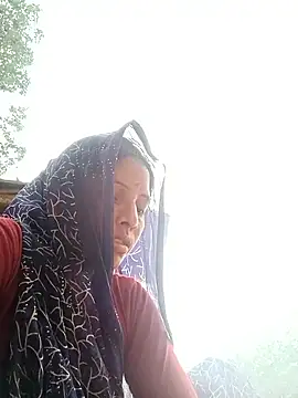 Snapshot of Sharma_pooja chatting on 10-22-25, 08:47 Sharma pooja online show from 10-22-25, 08:47