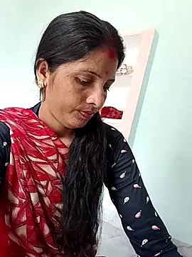 Snapshot of Sharma_pooja chatting on 09-10-25, 04:55 Sharma pooja online show from 09-10-25, 04:55