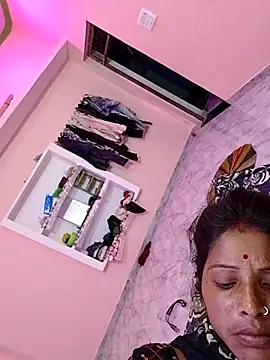 Snapshot of Sharma_pooja chatting on 10-09-25, 12:00 Sharma pooja online show from 10-09-25, 12:00