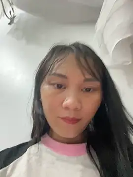 Snapshot of Almond-cute chatting on 09-22-25, 02:01 Almond-cute online show from 09-22-25, 02:01