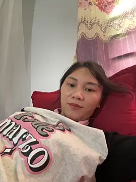 Snapshot of Almond-cute chatting on 09-10-25, 07:07 Almond-cute online show from 09-10-25, 07:07