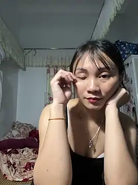 Snapshot of Almond-cute chatting on 09-16-25, 12:39 Almond-cute online show from 09-16-25, 12:39