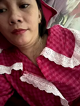 Snapshot of Almond-cute chatting on 10-22-25, 12:59 Almond-cute online show from 10-22-25, 12:59