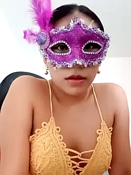 Snapshot of cute_flowers2 chatting on 11-08-25, 04:32 cute flowers2 online show from 11-08-25, 04:32