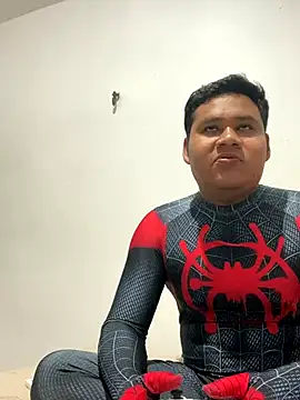 Snapshot of Danimiles chatting on 12-20-25, 05:32 Danimiles online show from 12-20-25, 05:32