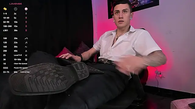 Sebas maverick online show from 10-27-25, 10:33