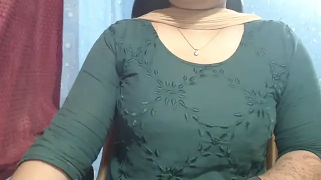 Snapshot of Bangla_sexy_rani chatting on 09-20-25, 07:41 Bangla sexy rani online show from 09-20-25, 07:41