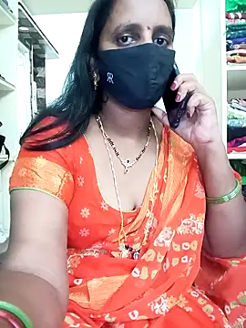 Snapshot of Mee_harini-telugupilla chatting on 10-19-25, 05:54 Mee harini-telugupilla online show from 10-19-25, 05:54