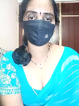 Snapshot of Mee_harini-telugupilla chatting on 10-13-25, 03:35 Mee harini-telugupilla online show from 10-13-25, 03:35