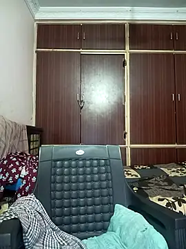 Snapshot of Mee_harini-telugupilla chatting on 09-29-25, 02:07 Mee harini-telugupilla online show from 09-29-25, 02:07