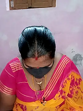 Snapshot of chubby_babitha-telugu chatting on 10-09-25, 03:45 chubby babitha-telugu online show from 10-09-25, 03:45