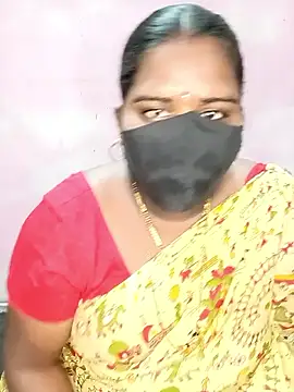 Snapshot of chubby_babitha-telugu chatting on 09-28-25, 10:00 chubby babitha-telugu online show from 09-28-25, 10:00