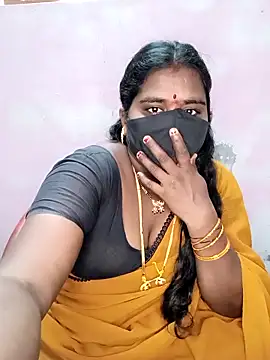 Snapshot of chubby_babitha-telugu chatting on 10-18-25, 04:47 chubby babitha-telugu online show from 10-18-25, 04:47