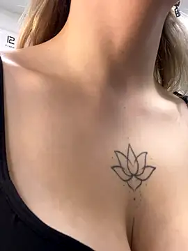 AlisaMyers online show from 09-19-25, 06:28