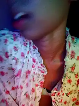 BunnyBloom25 online show from 09-17-25, 04:31