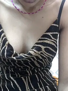 Aidakhan1212 online show from 11-18-25, 10:18