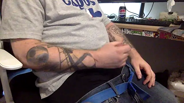 Snapshot of edger4lif3 chatting on 09-24-25, 07:20 edger4lif3 online show from 09-24-25, 07:20