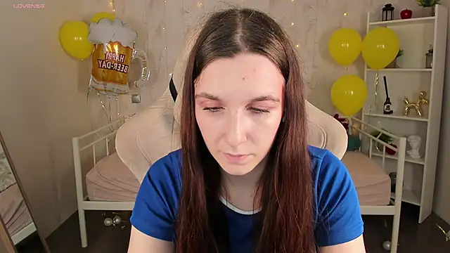 Miss   Eva online show from 09-30-25, 12:05