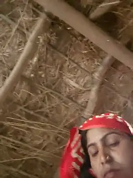 LUCKY cut online show from 11-10-25, 03:33