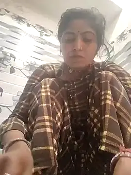 Snapshot of LUCKY_cut chatting on 02-25-26, 05:40 LUCKY cut online show from 02-25-26, 05:40